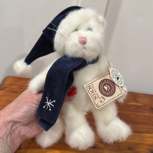 Boyds Bears Catia Crawford White Cat Plush w/Blue Winter Scarf & Hat - Picture 5 of 6